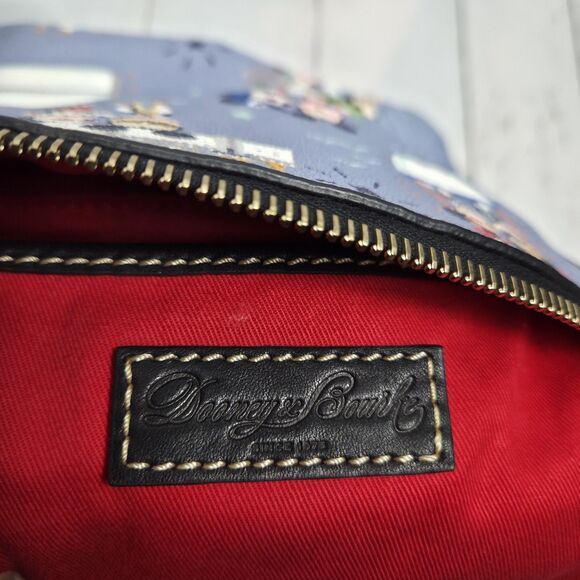 Dooney & Bourke Disney Mickey & Minnie HIPSTER Crossbody Bag A Walk In The Park - Picture 14 of 16